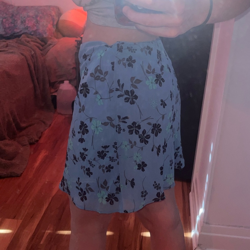 Wild Fable XS flowy skirt